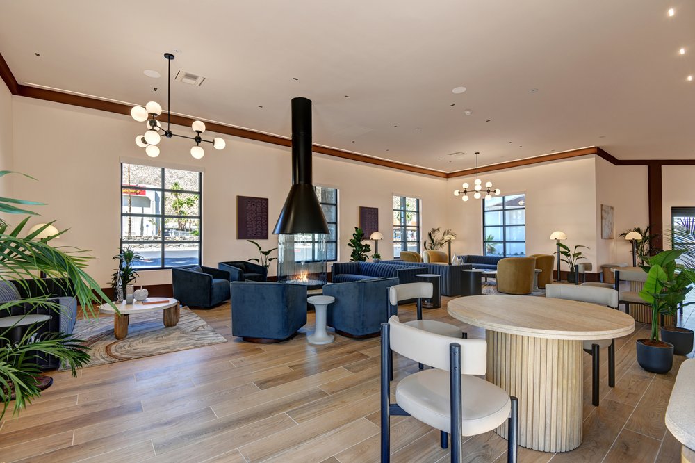 Dunes lobby